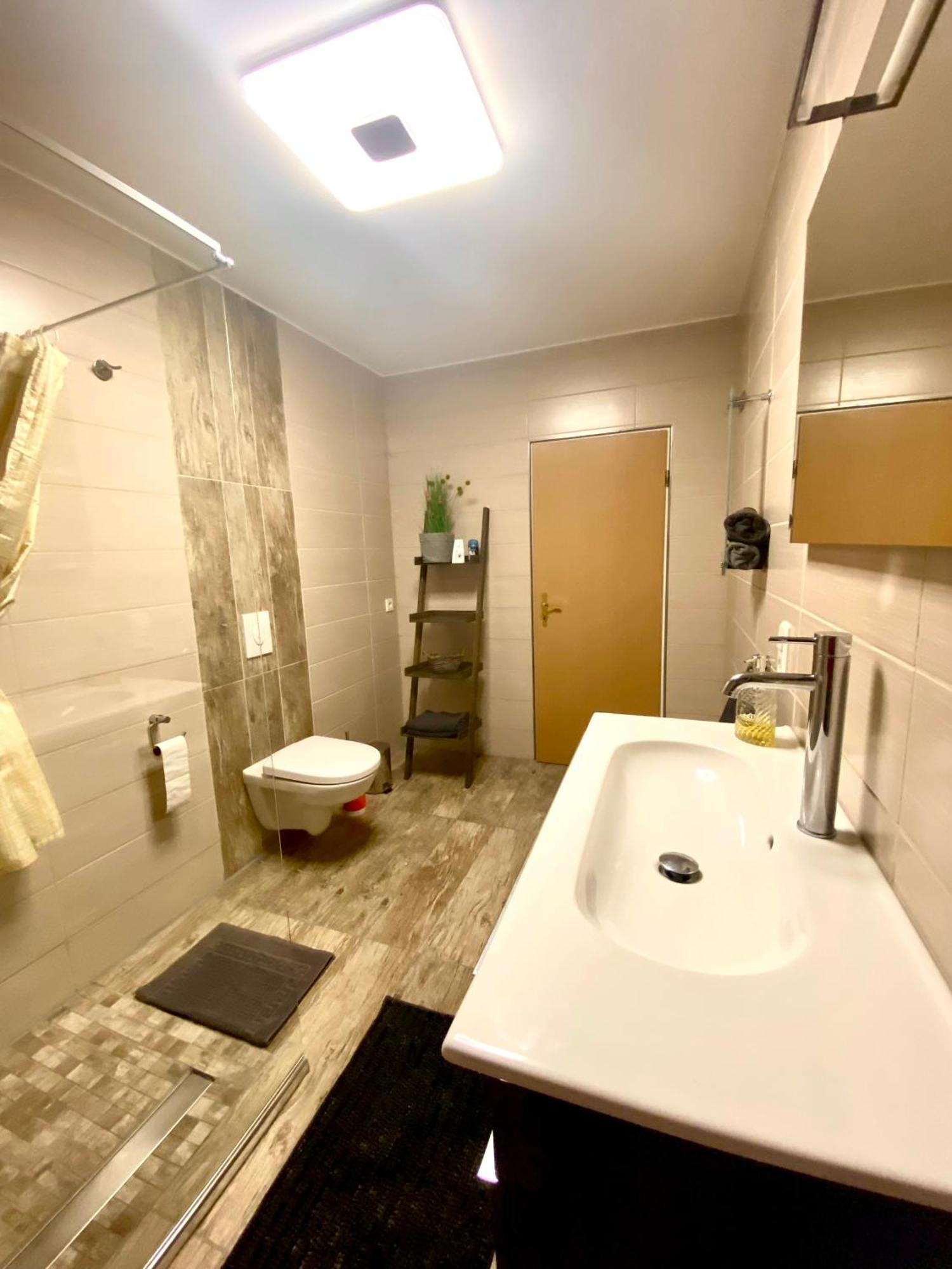 Ferienwohnung Zum Koenig Бремм Екстер'єр фото